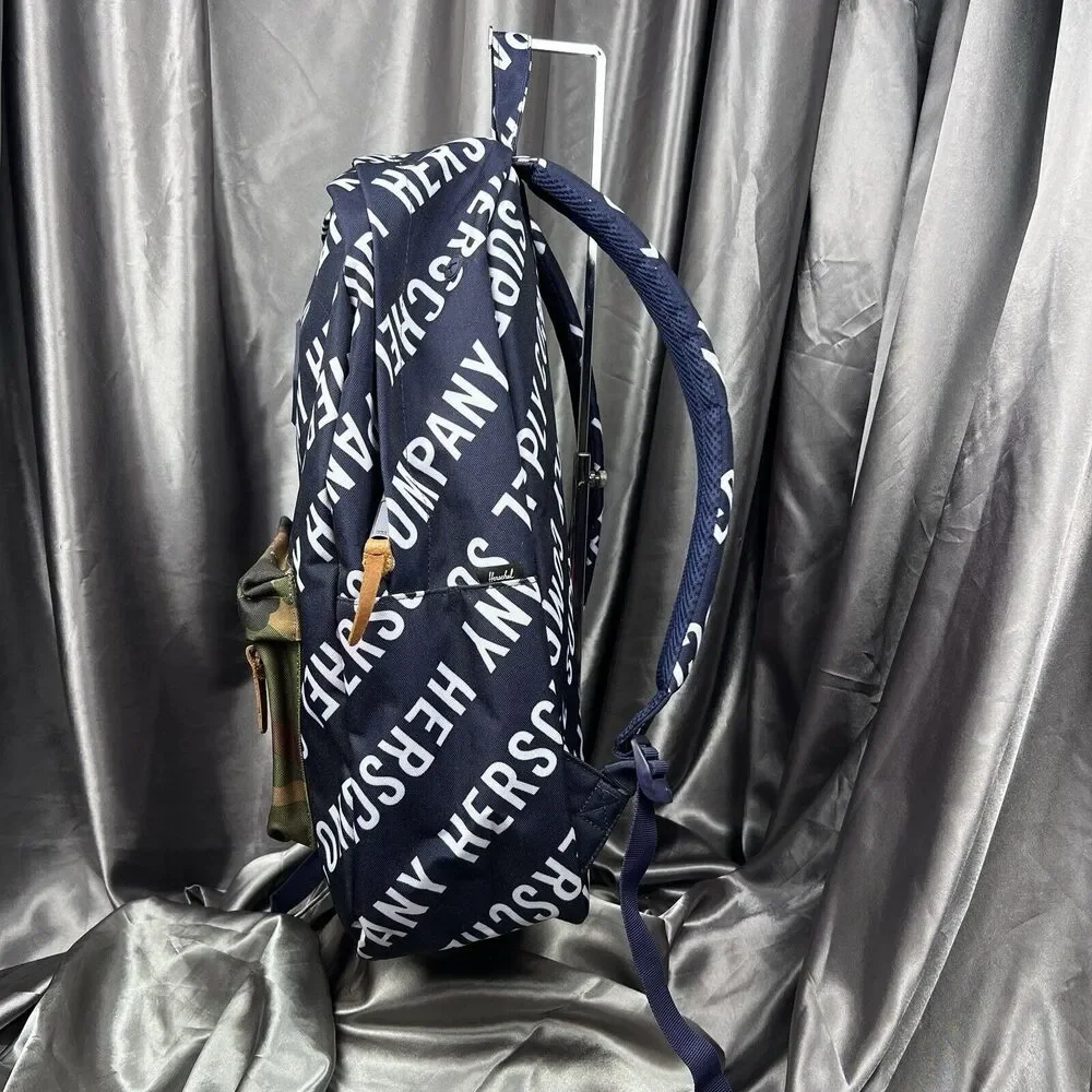 Herschel Supply Co. Pop Quiz 22L Backpack Roll Call Peacoat / Woodland‎ Camo Bag